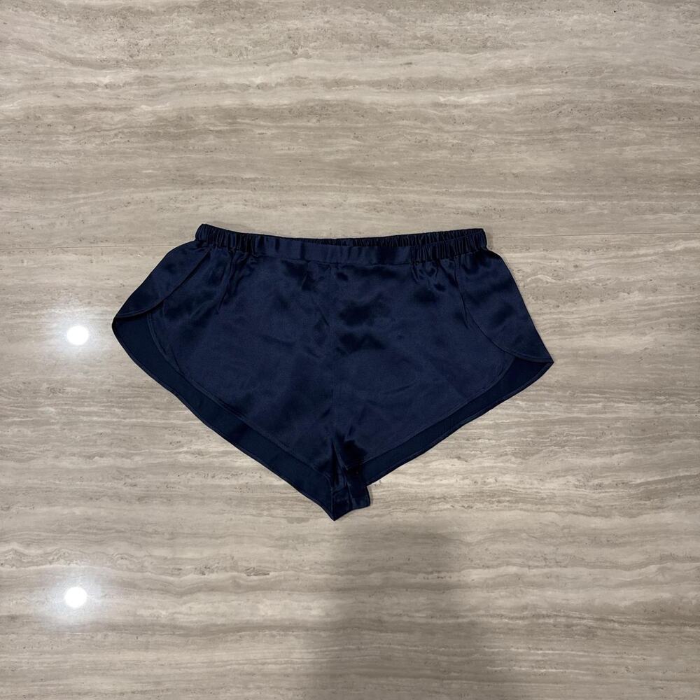 Negative eclipse washable silk mini NWT - image 1